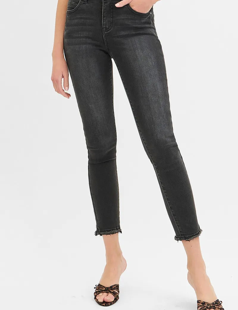 BLACK RISEN Full Size Tummy Control Mid Rise Crop Skinny Jeans Plus Size | Daverri Fashions