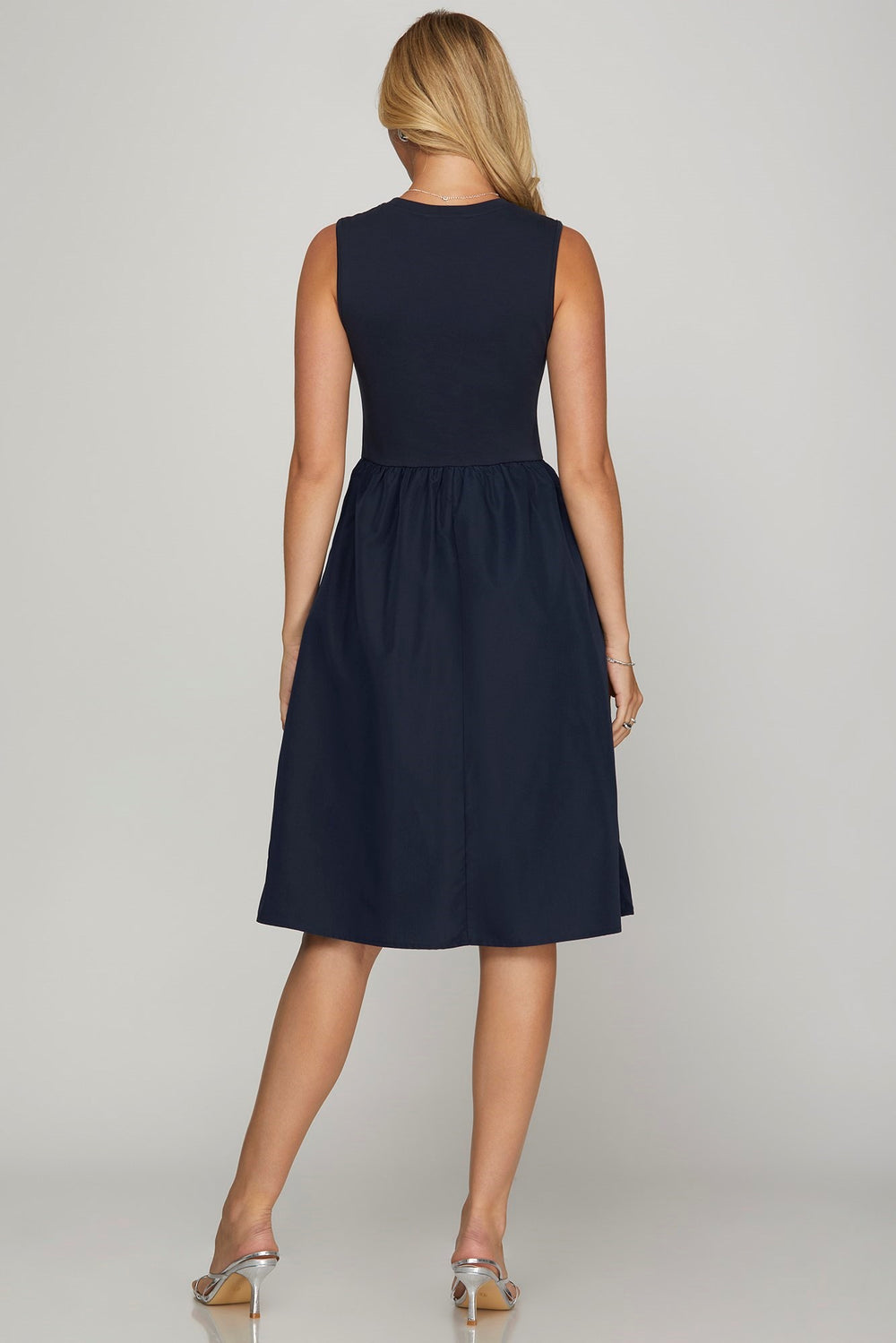 She + Sky Full Size Sleeveless Poplin Woven Midi Dress with Pockets Plus Size Midi Dreses