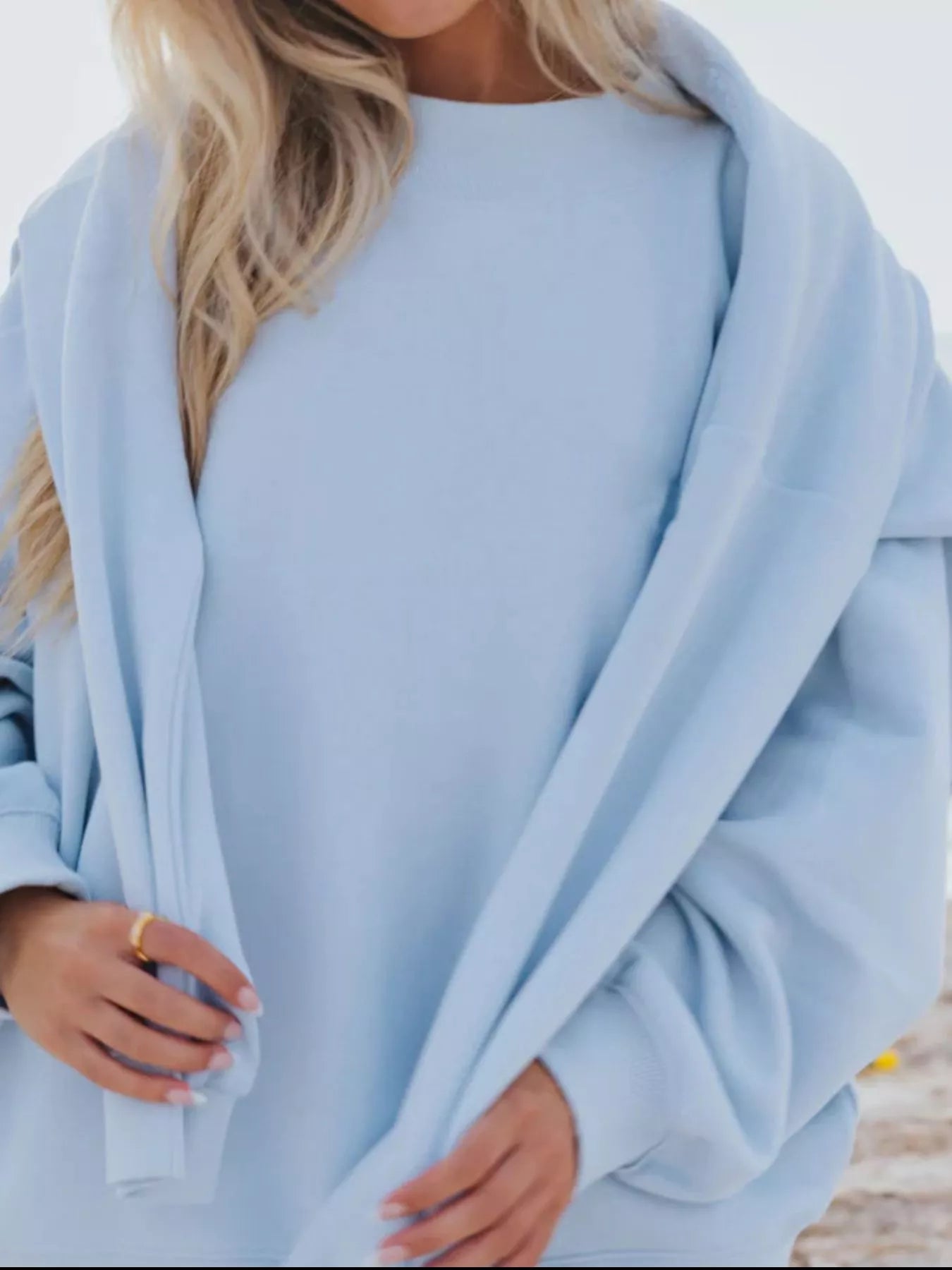 Light blue oversized relaxed fit round neck sweatshirt with cozy fabric