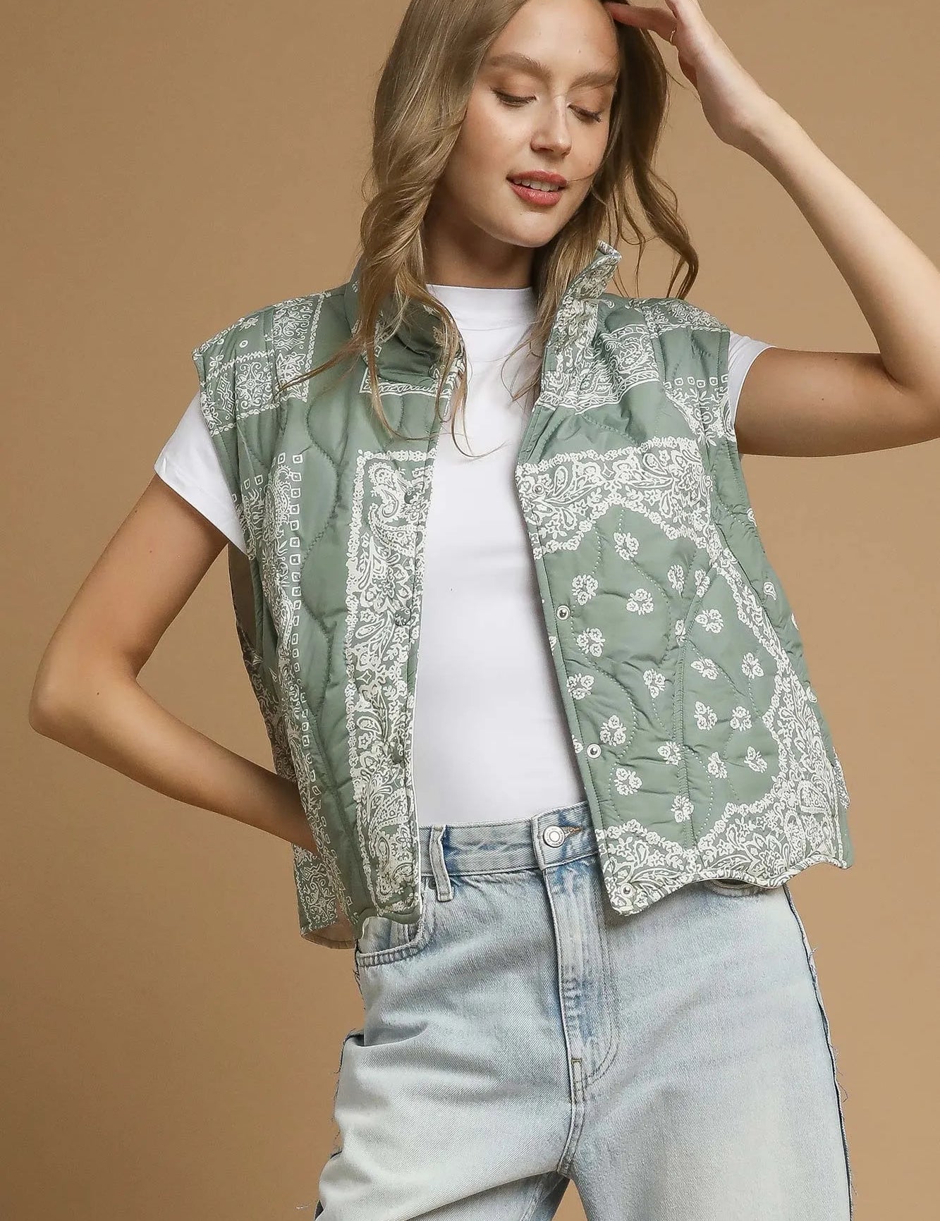 Olive Umgee Bandana Print Quilted Puffer Vest | Vest Jackets Daverri Fashions