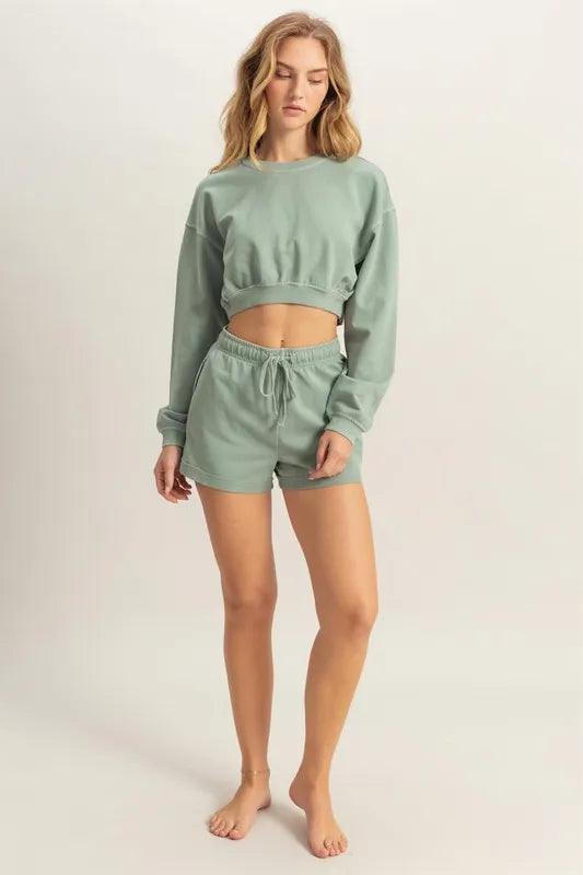 HYFVE Crew Neck Long Sleeve Crop Sweatshirt
