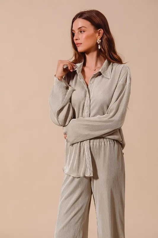SO ME Pleated Shirt and Pants Set with Wavy Edge Details