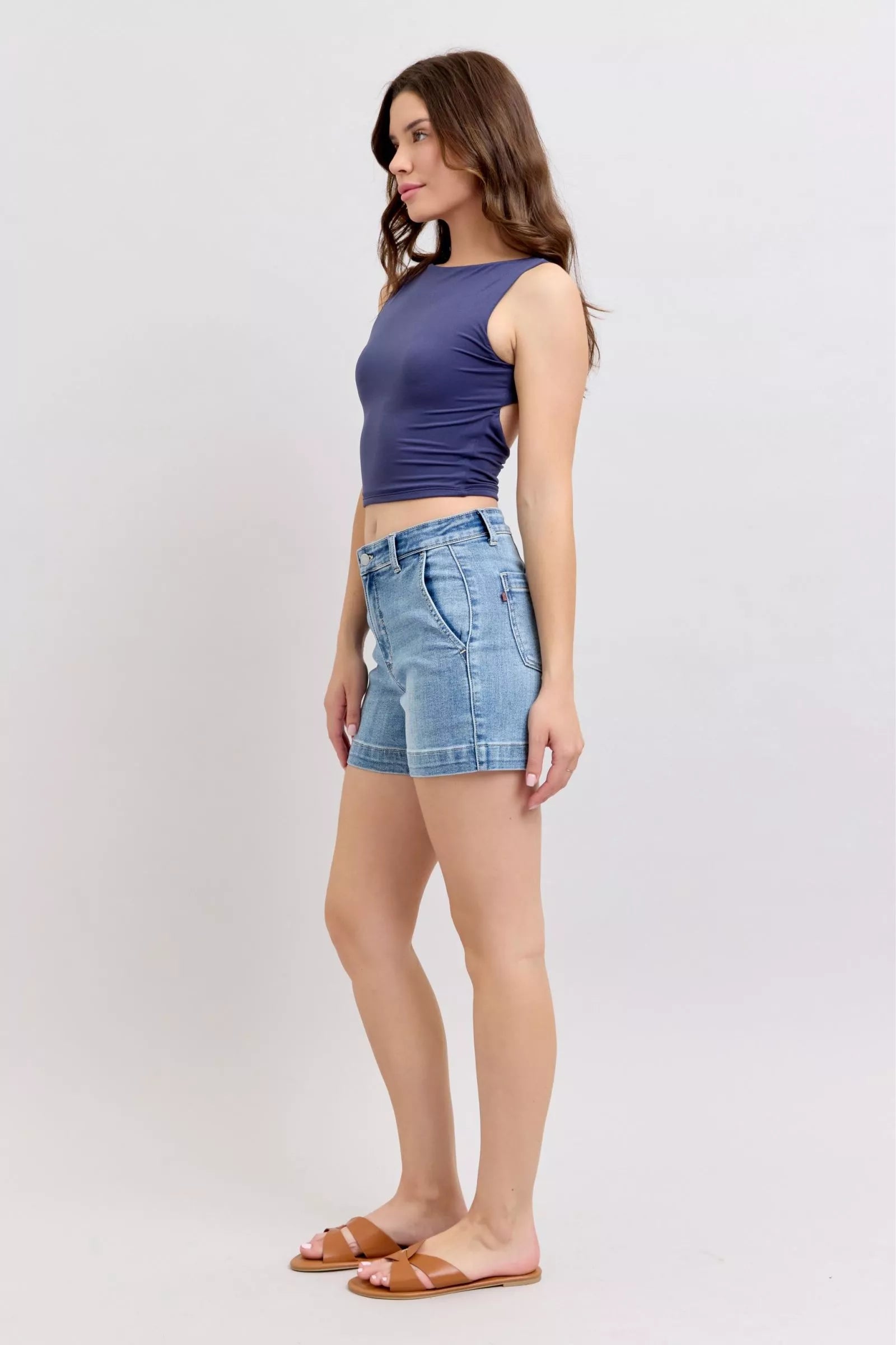 Judy Blue mid-rise denim shorts, blue five-pocket light wash design