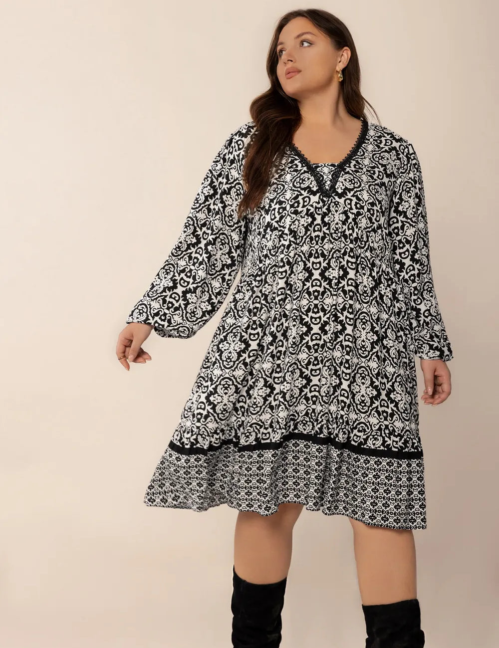 Black Plus Size Lace Detail Printed Balloon Sleeve Dress | Daverri Fashions
