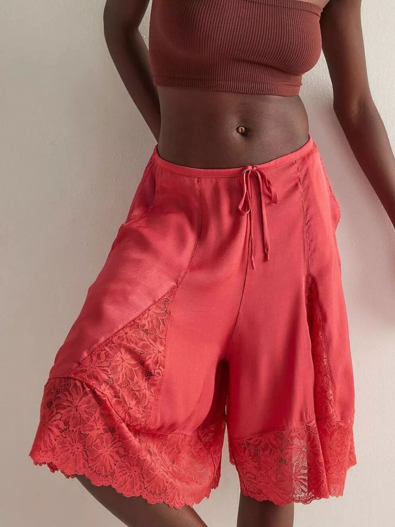 Red Lace Detail Shorts | Shorts Daverri Fashions