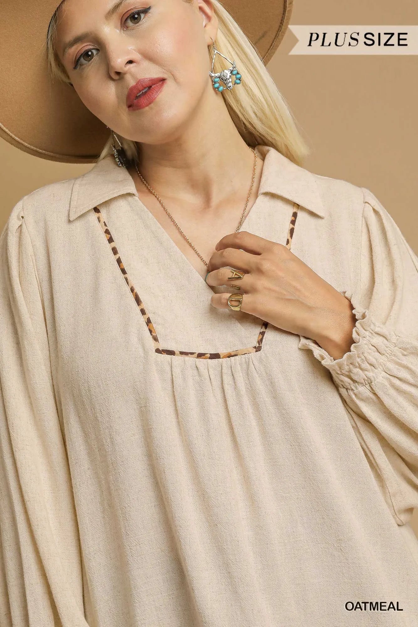 Umgee Full Size Linen Scallop Hem Blouse with Contrast Trim Plus Size | Daverri Fashions