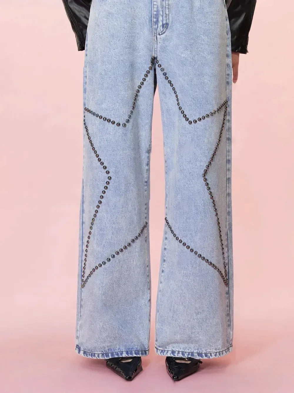 Studded Star Straight Jeans with Pockets - DAVERRI FASHIONS