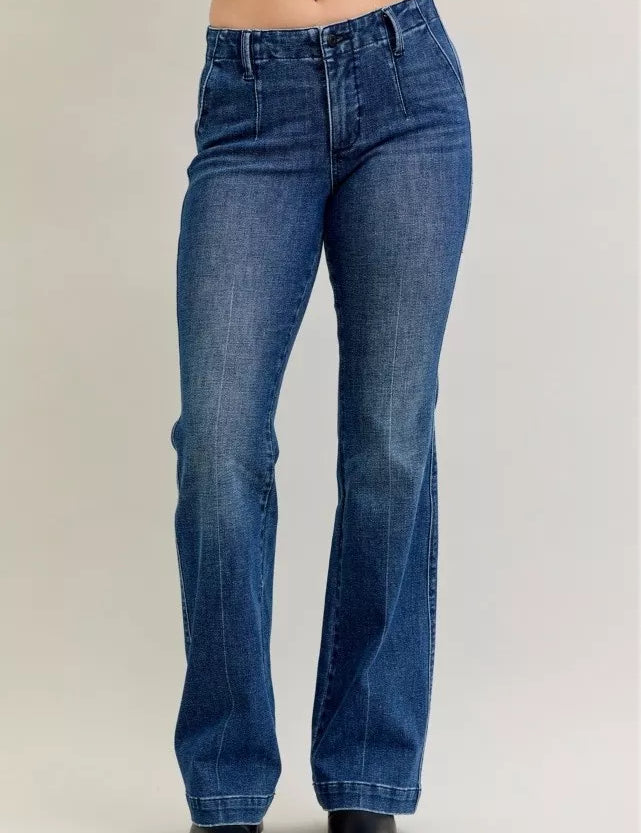 DK Judy Blue Full Size Mid Rise Bootcut Jeans with Welt Pockets Plus Size | Jeans Daverri Fashions