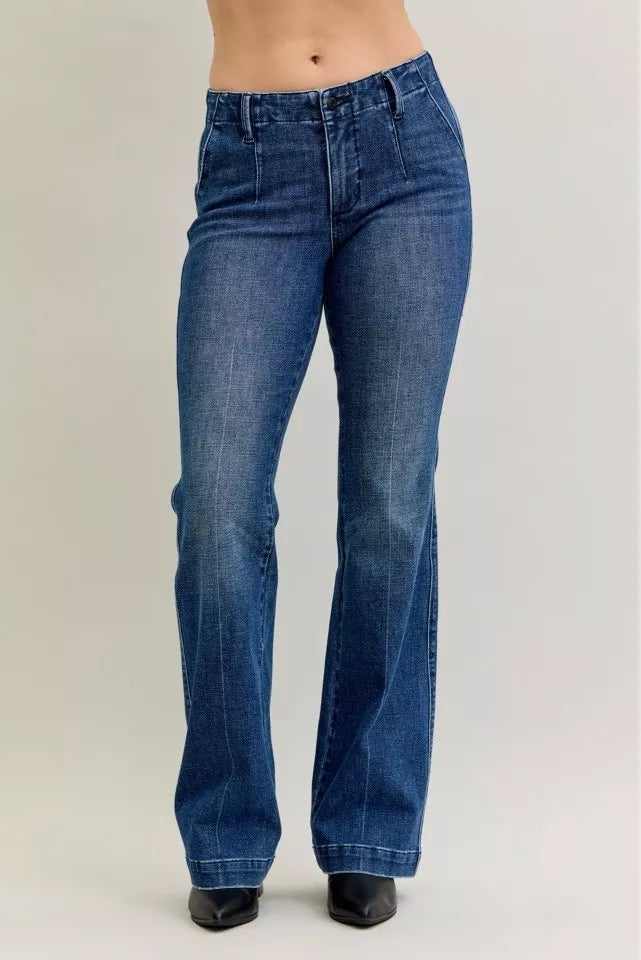 DK Judy Blue Full Size Mid Rise Bootcut Jeans with Welt Pockets Plus Size | Jeans Daverri Fashions