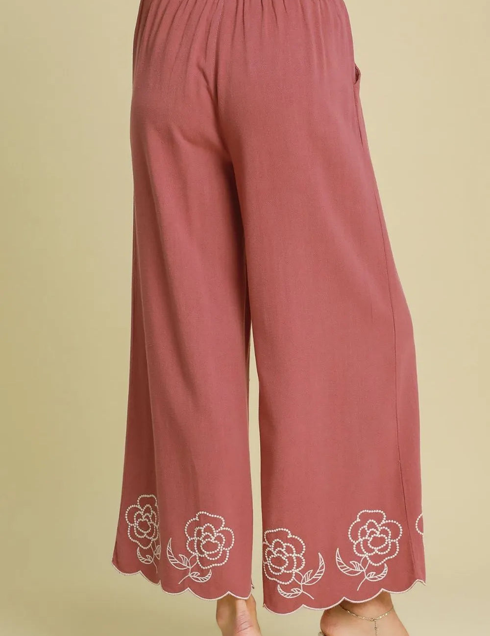 Umgee Dusty Pink Linen Blend Wide Leg Pants with Scalloped Hemline | Pants Daverri Fashions