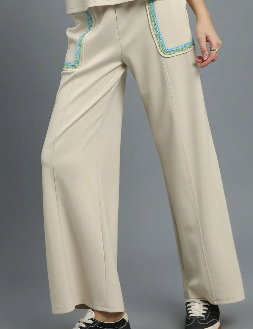 Umgee Drawstring Wide Leg Pants with Scallop Trim Detail | Pants Daverri Fashions