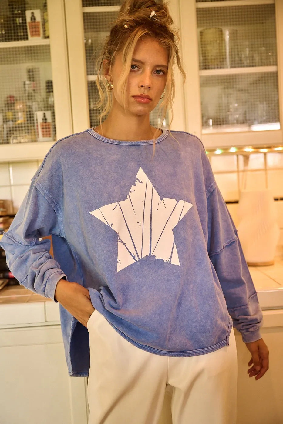 Mittoshop Star Graphic Mineral Wash Long Sleeve Top | Tops Daverri Fashions