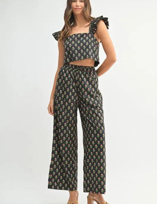 Black MABLE Floral Print Ruffle Top and Pants Set | Outfit Sets Daverri Fashions