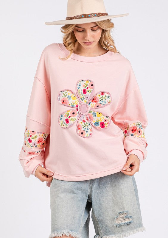 SAGE + FIG Daisy Patch Applique Long Sleeve Sweatshirt Blush Pink