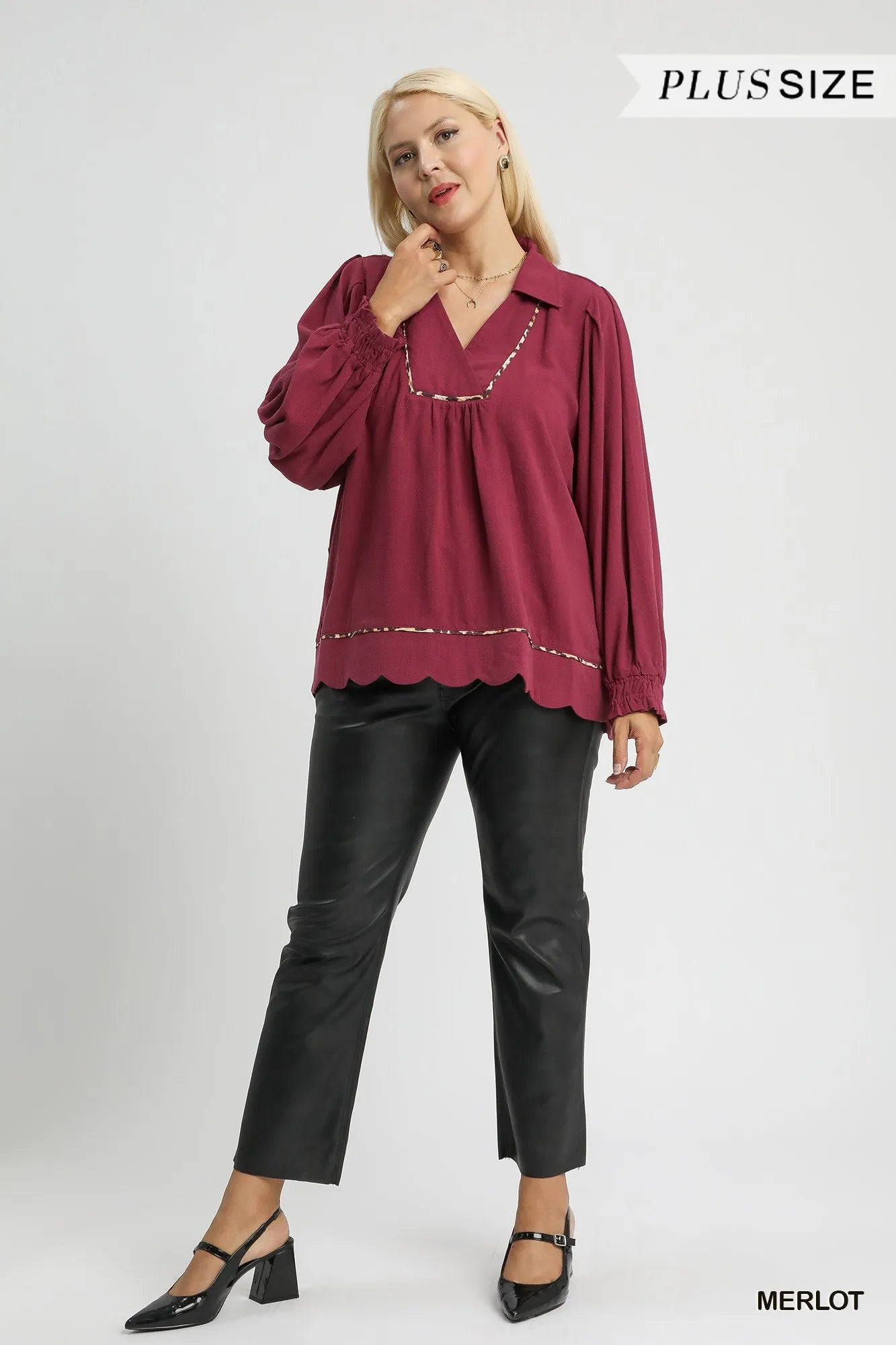 Umgee Full Size Linen Scallop Hem Blouse with Contrast Trim Plus Size | Blouses Daverri Fashions