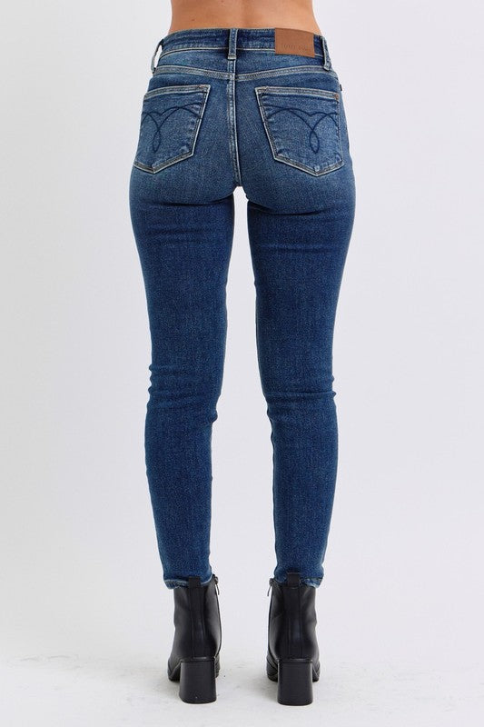 Judy Blue Mid-Rise Waist Skinny Jeans with Thermal Lining Bottoms