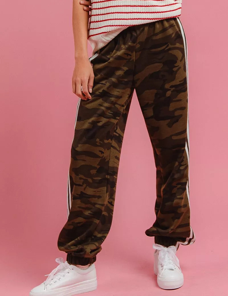 CAMOUFLAGE WHITE BiBi Side Lines Camouflage Track Pants | Daverri Fashions