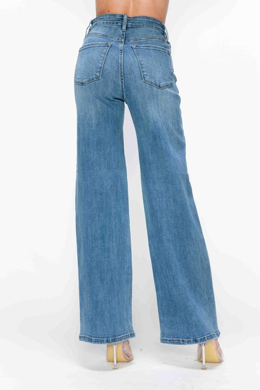bytos Full Size High Rise Wide Leg Jeans with Pockets | Jeans Daverri Fashions