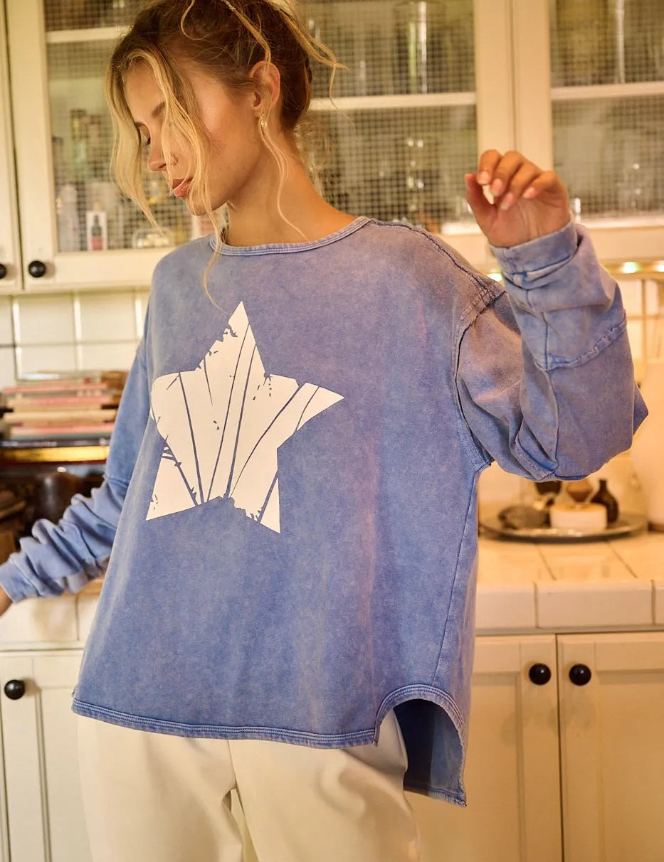 Mittoshop Star Graphic Mineral Wash Long Sleeve Top | Tops Daverri Fashions