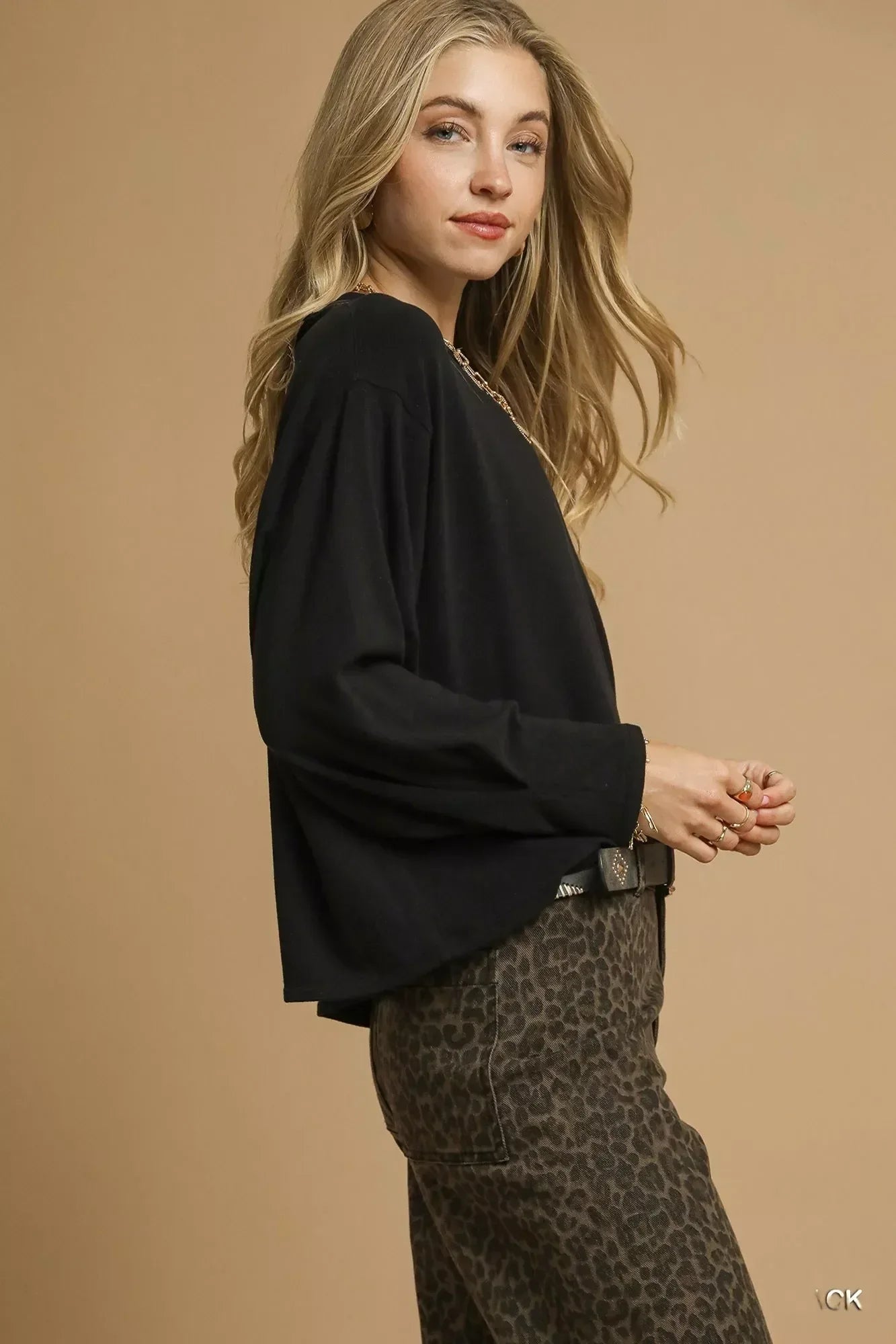 Umgee Brushed Fleeve Crewneck Top - DAVERRI FASHIONS