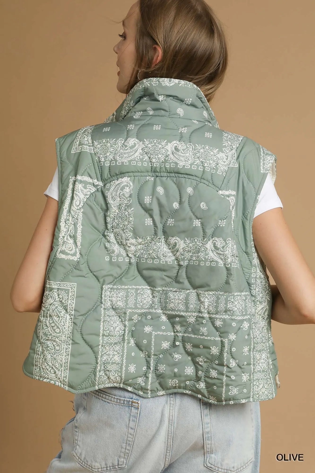 Umgee Bandana Print Quilted Puffer Vest | Vest Jackets Daverri Fashions