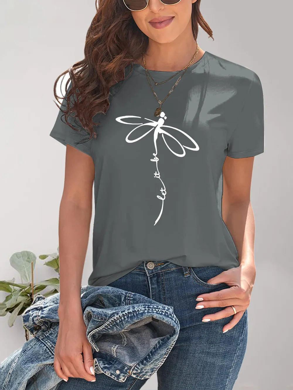 Charcoal gray dragonfly print short sleeve round neck t-shirt