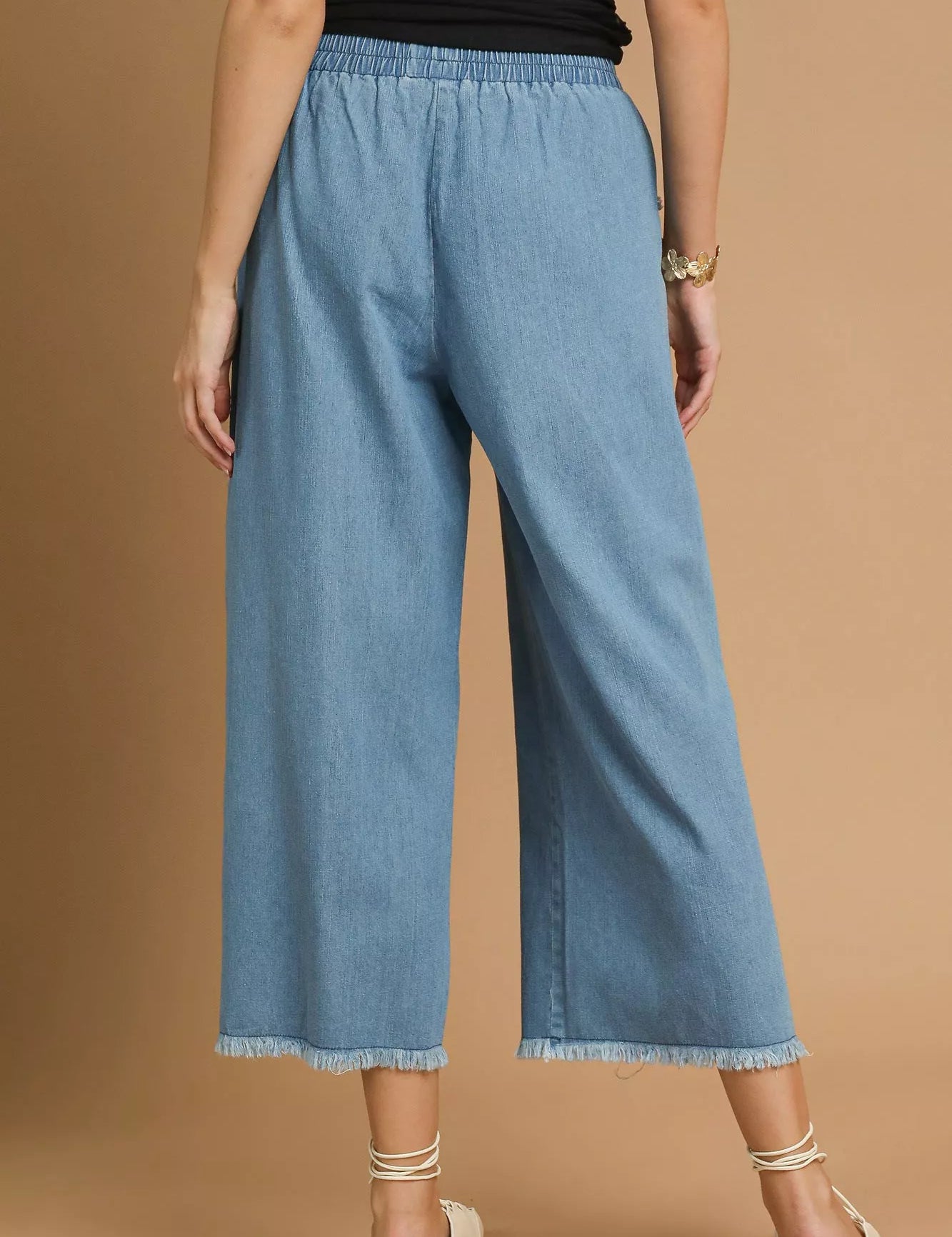 Umgee Washed Fringe Hem Wide Leg Jeans | Daverri Fashions