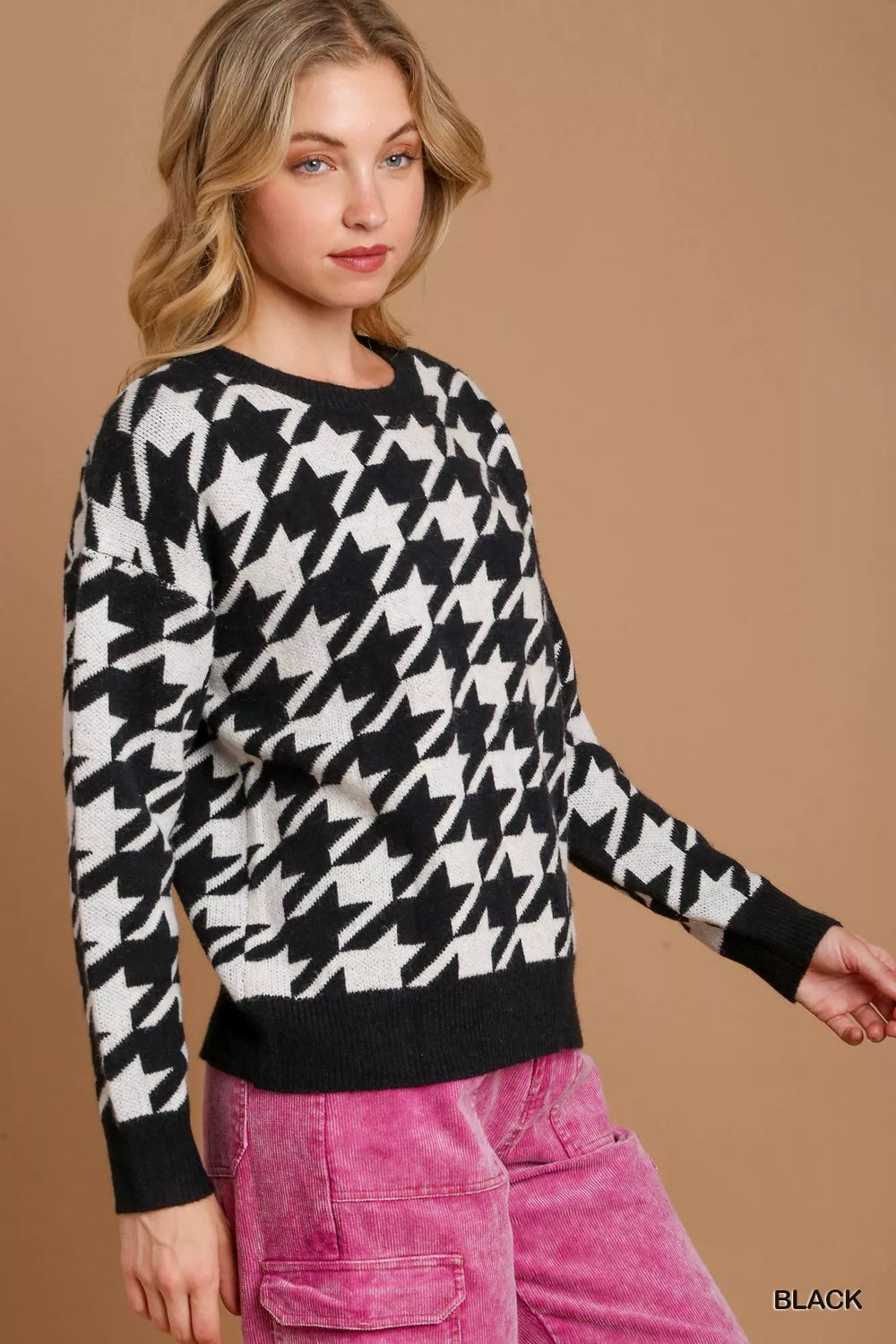 Umgee Houndstooth Round Neck Sweater | Daverri Fashions