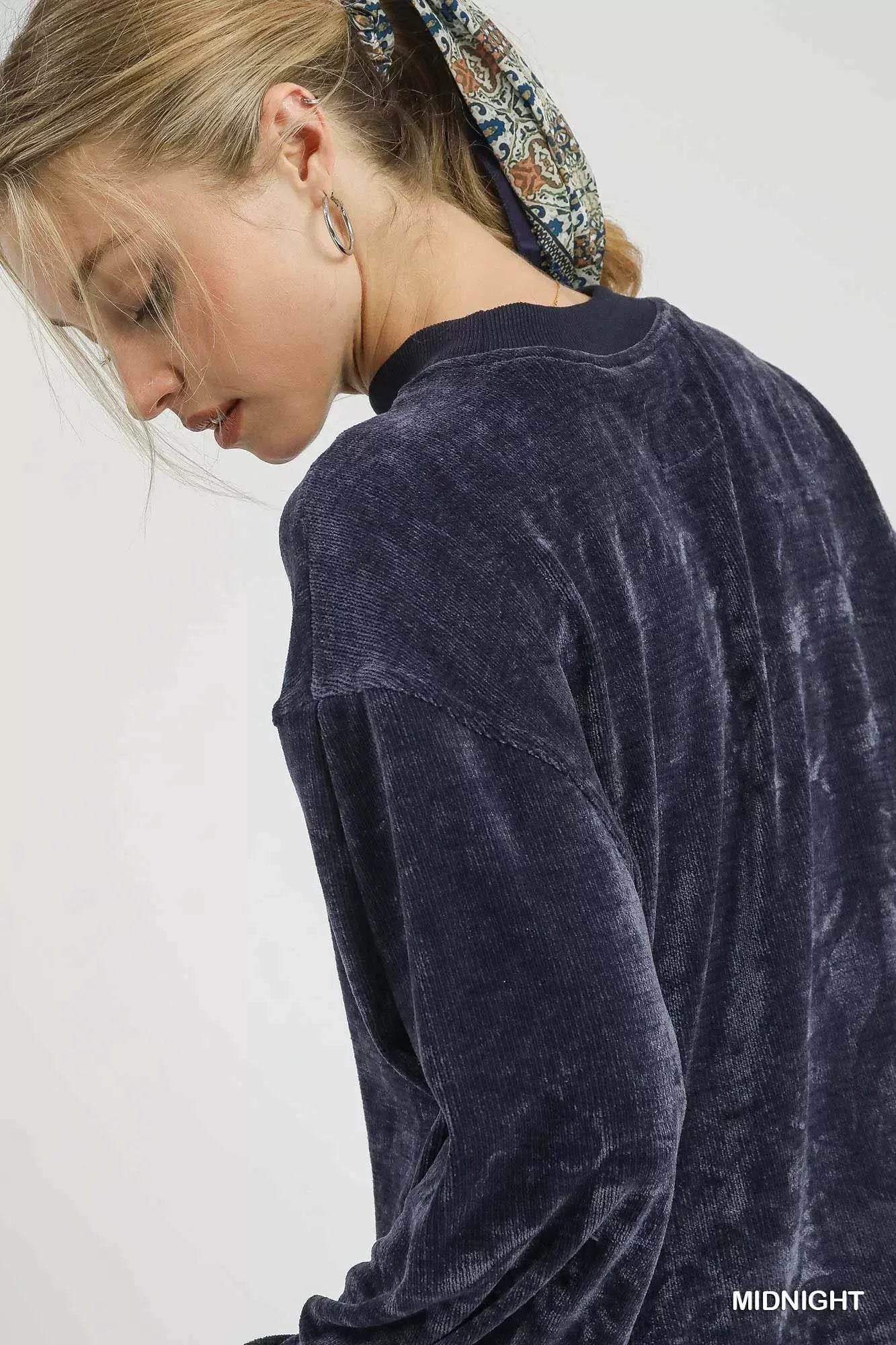 Umgee Velour Crewneck Balloon Sleeve Sweatshirt - DAVERRI FASHIONS