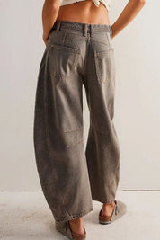 Retro Barrel Jeans with Pockets | Jeans Daverri Fashions