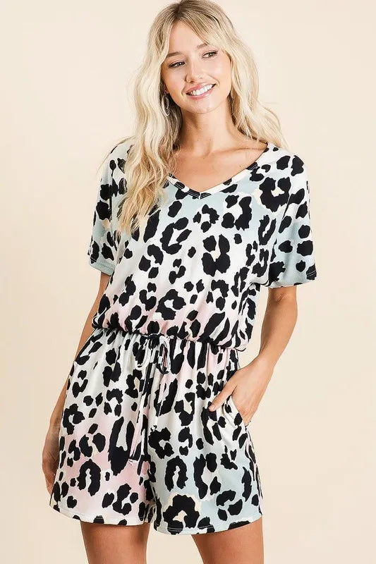 BiBi Gradation Leopard Soft Knit V-neck Romper LT.BLUE TAUPE Rompers
