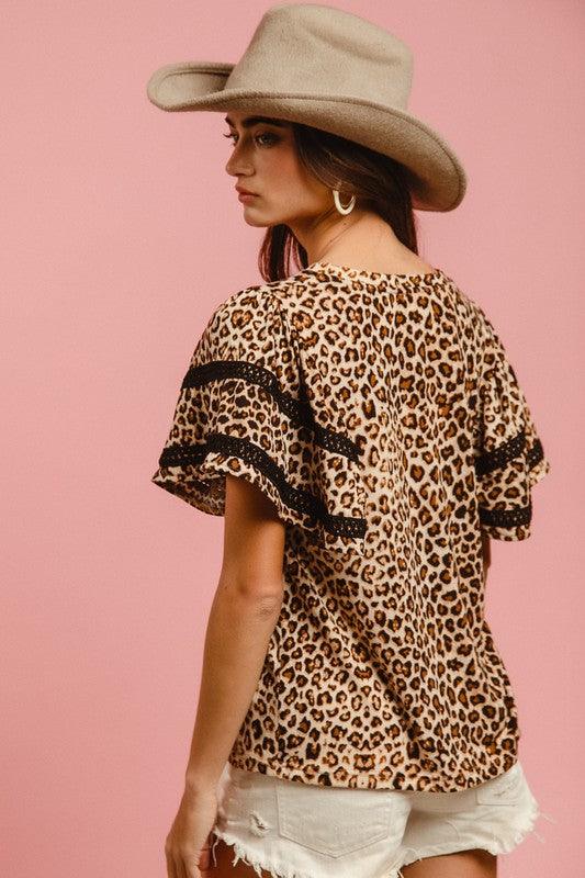 BiBi Leopard Crochet Trim Round Neck Short Sleeve Top Tops