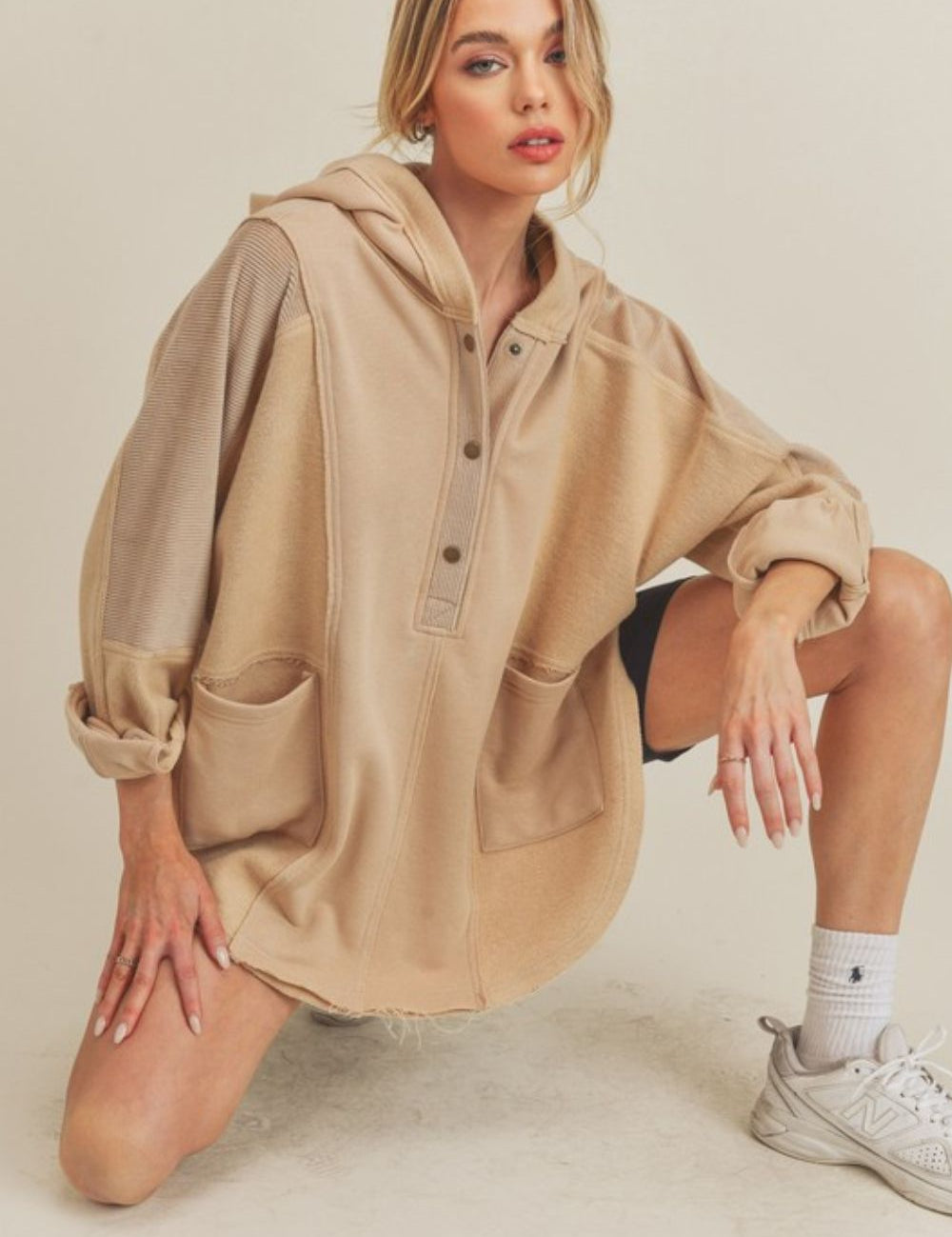 Aemi+Co Slit Half Snap Oversize Hoodie OAT Tops