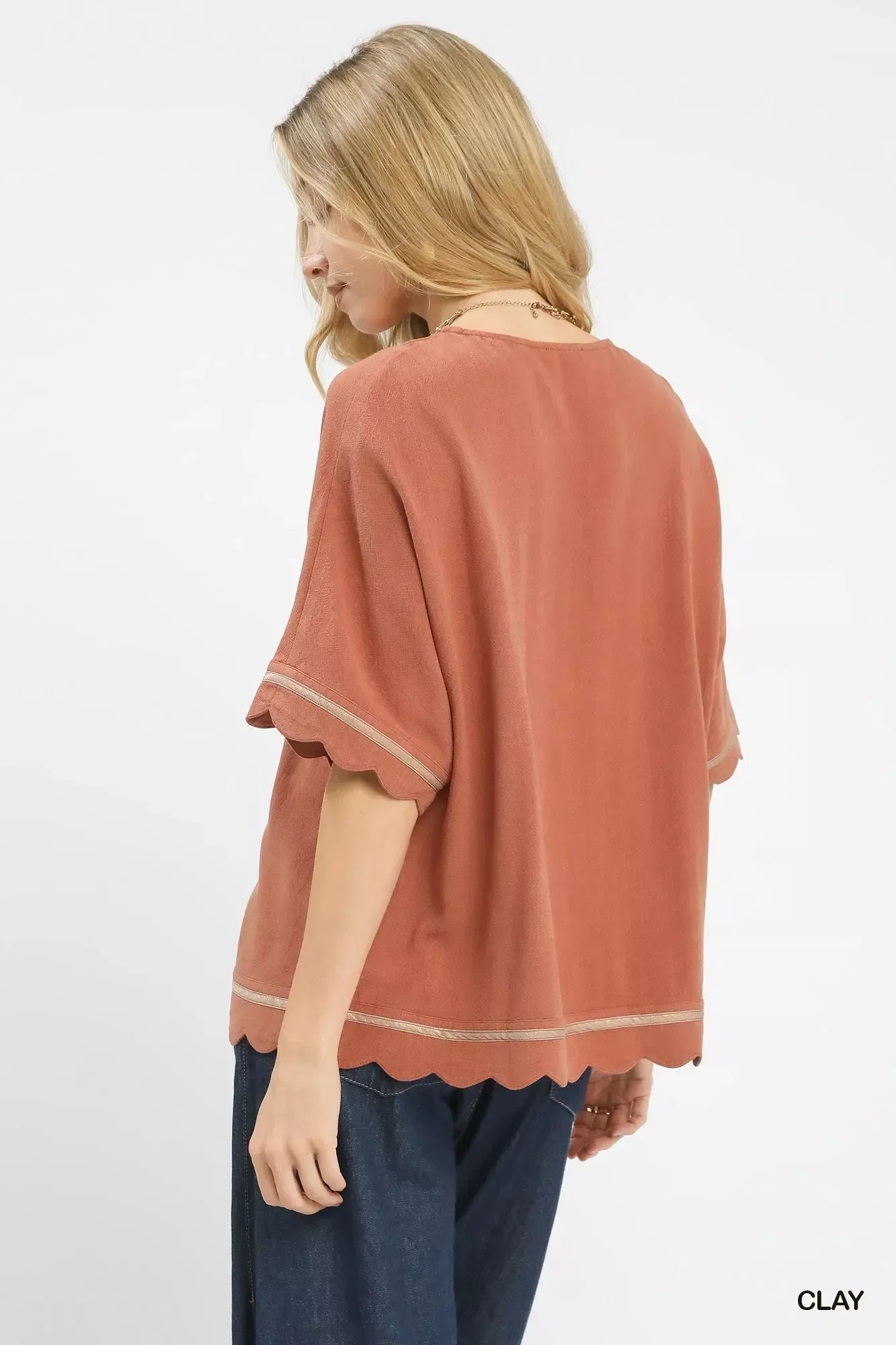 Umgee Linen Blend Scallop Trim Top - DAVERRI FASHIONS
