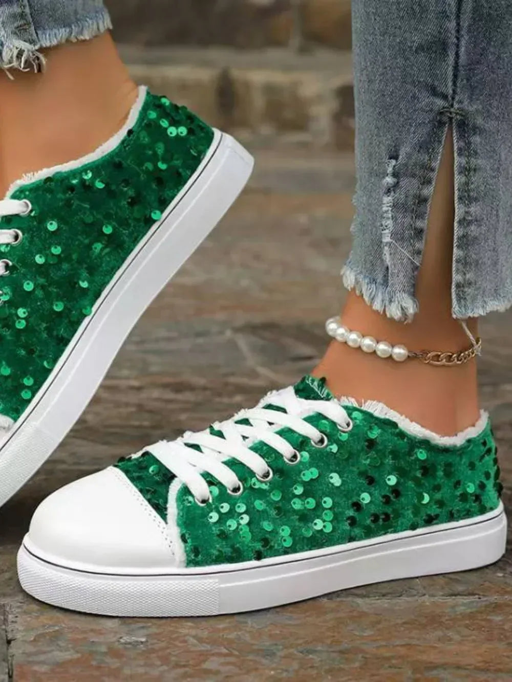 Sequin Round Toe Flat Sneakers - DAVERRI FASHIONS