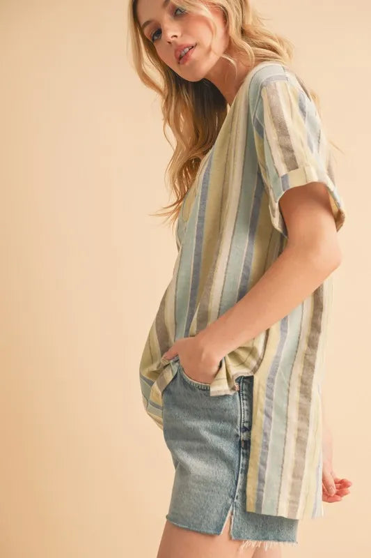 Aemi+Co Side Slit Striped Short Sleeve Blouse | Daverri Fashions