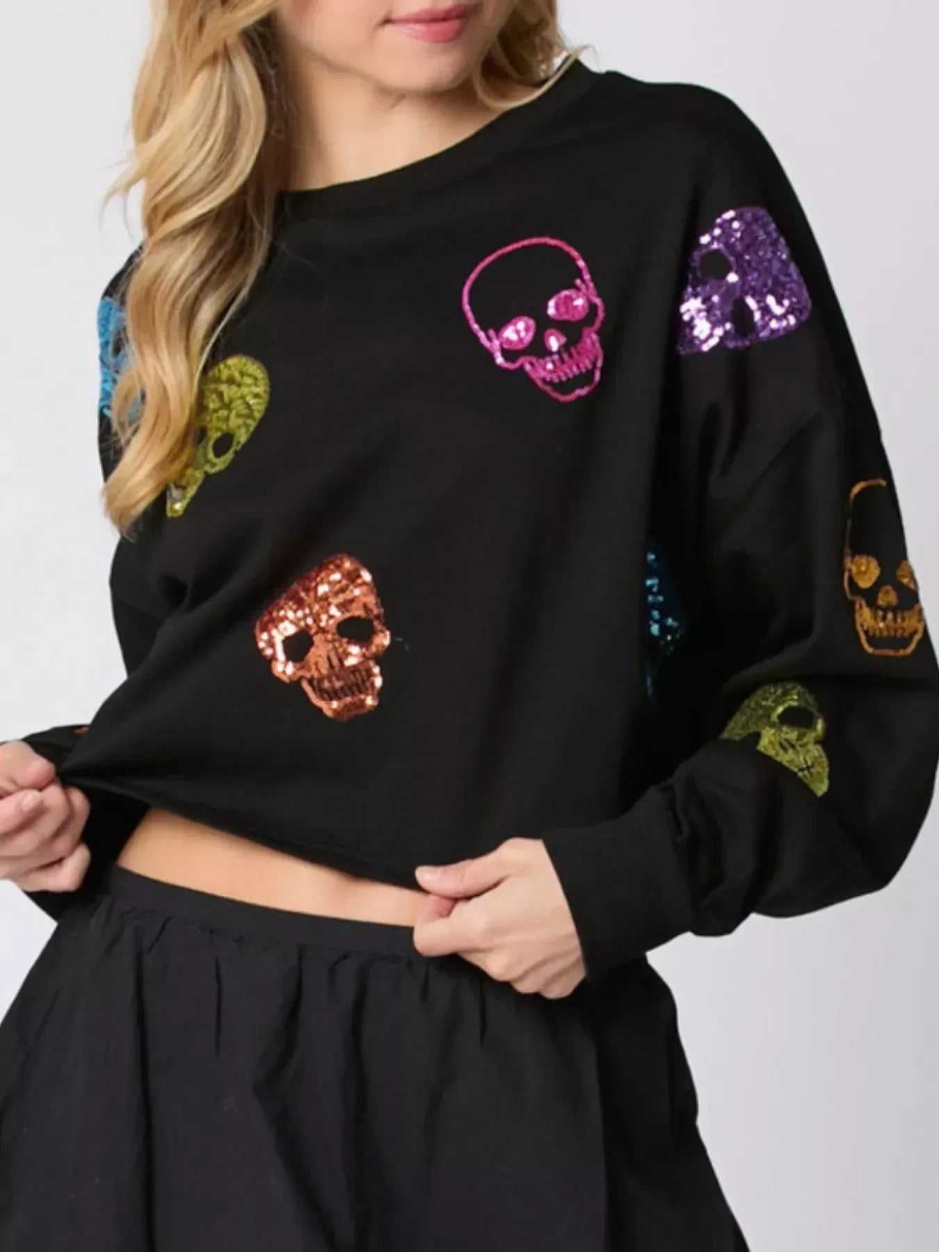 Sequin Skull Long Sleeve Sweatshirt - DAVERRI FASHIONS