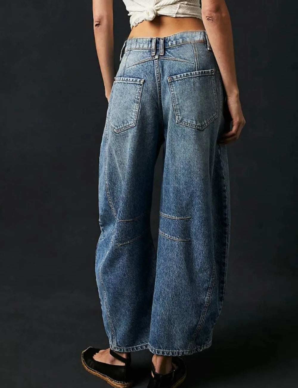 Retro Barrel Jeans with Pockets | Jeans Daverri Fashions