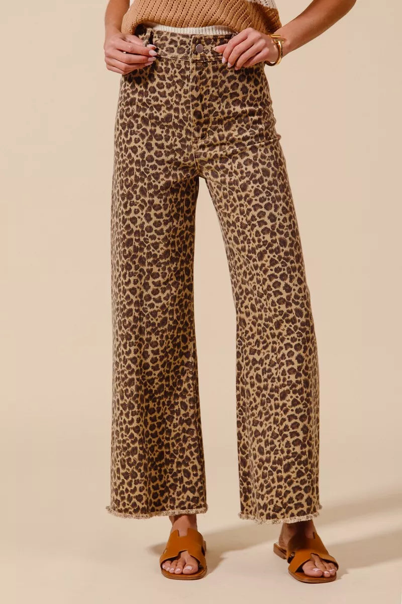 LEOPARD SO ME Mid Rise Leopard Twill Frayed Hem Wide Leg Pants | Daverri Fashions