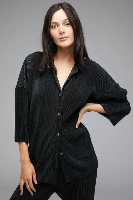 Half sleeve button-down shirt Shirts & Tops