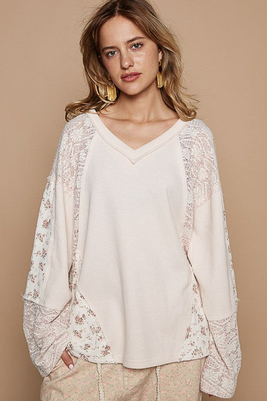 POL Lace Floral Round Neck Knit Top Eggshell