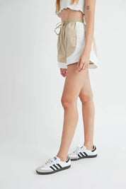 MABLE Drawstring Waist Contrast Trim Detail Shorts | Shorts Daverri Fashions