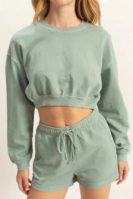 HYFVE Crew Neck Long Sleeve Crop Sweatshirt