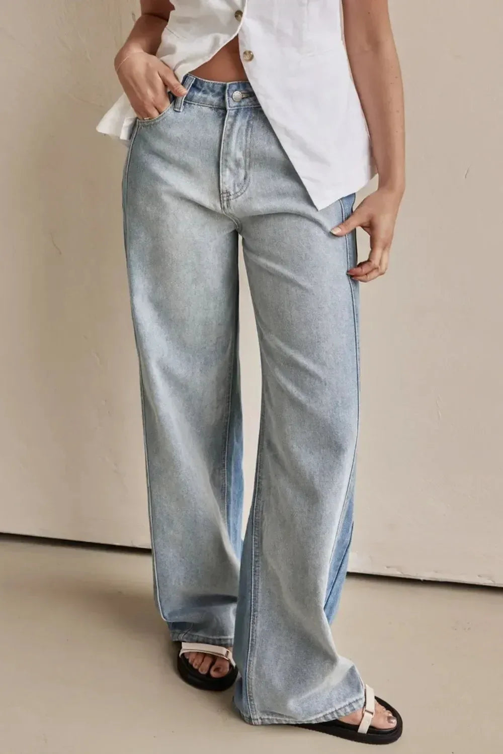 Contrast Straight Leg Jeans with Pockets - DAVERRI FASHIONS