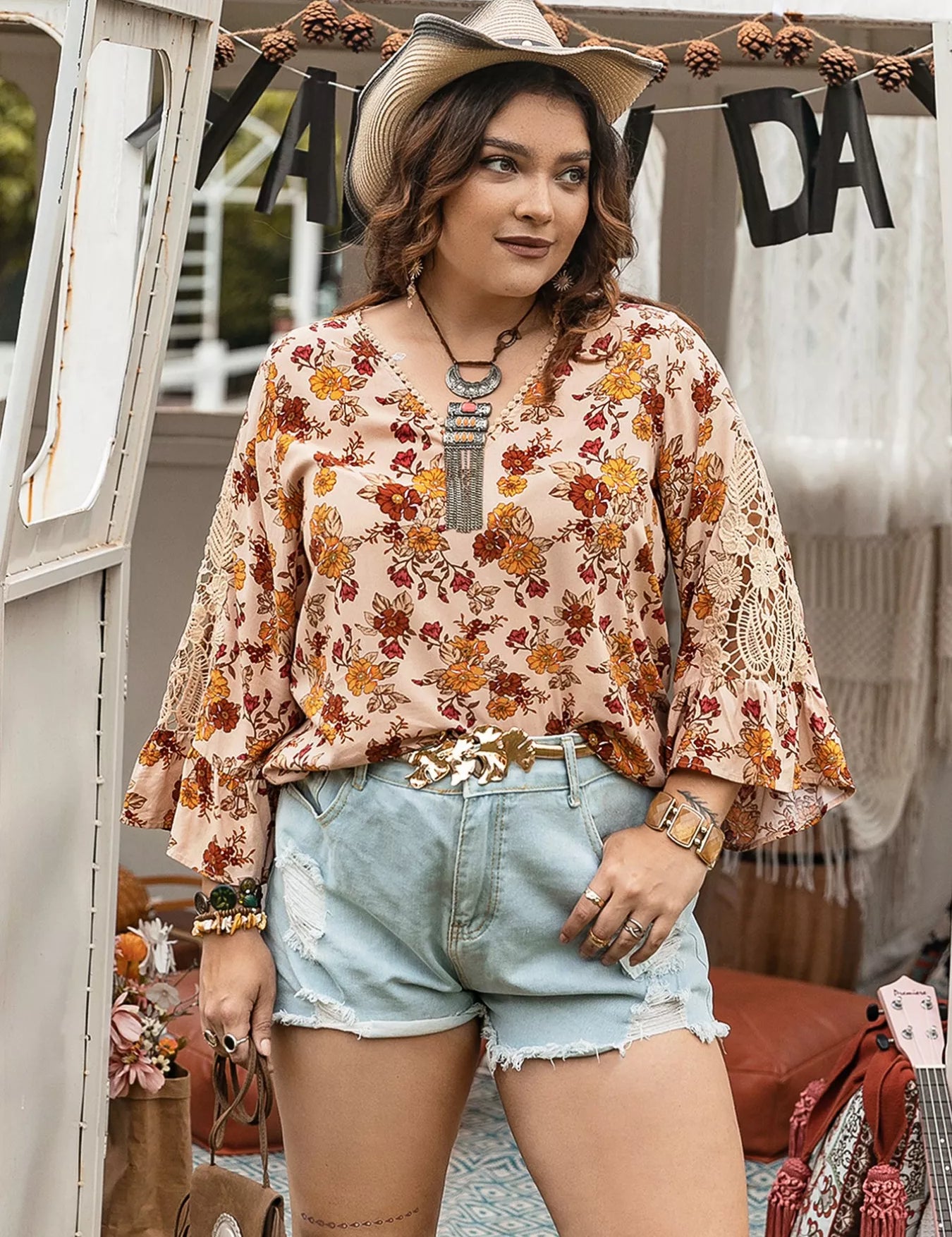 Floral Plus Size Floral Lace Detail V-Neck Blouse | Blouses Daverri Fashions