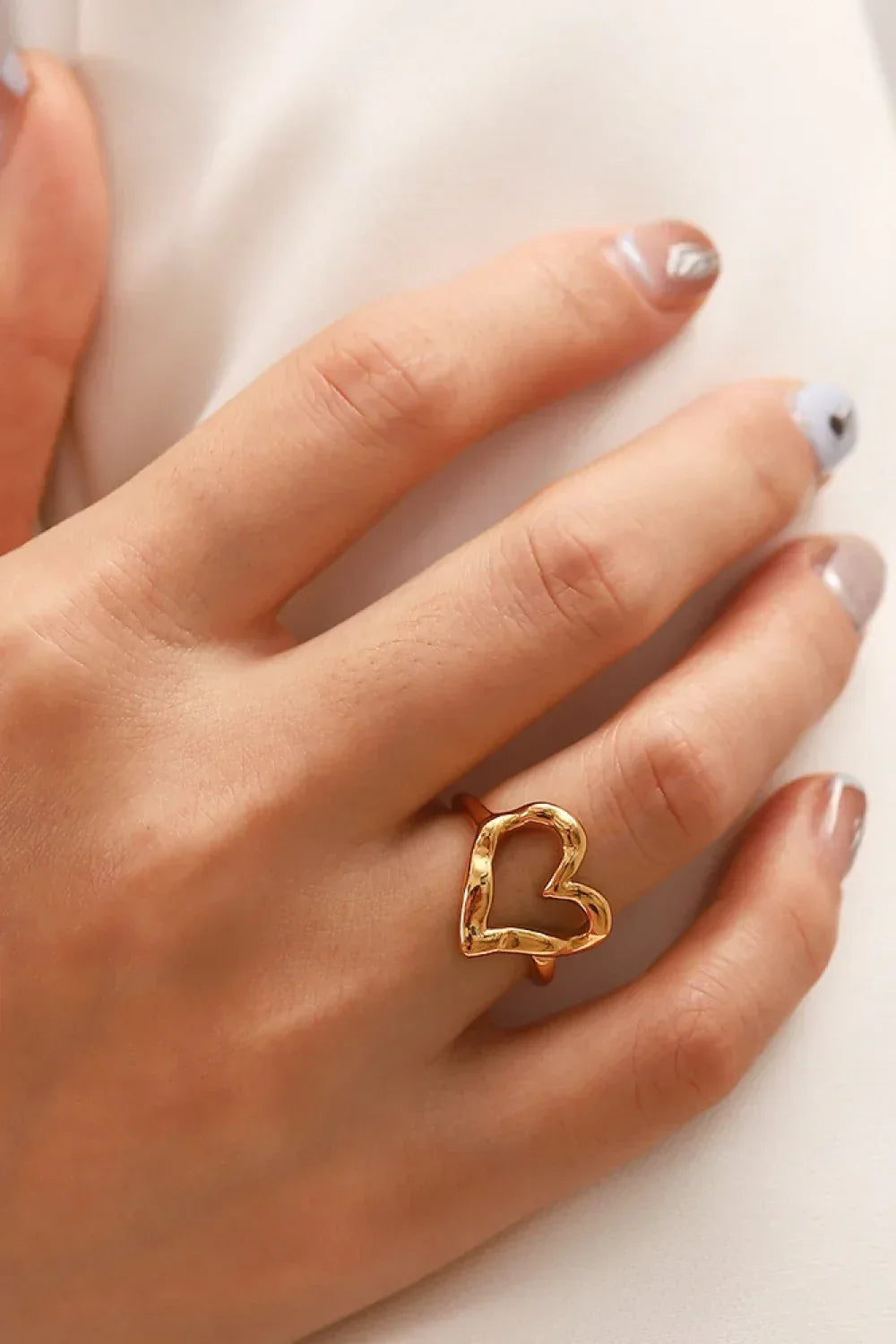 18K Gold Plated Heart-Shaped Ring - DAVERRI FASHIONS