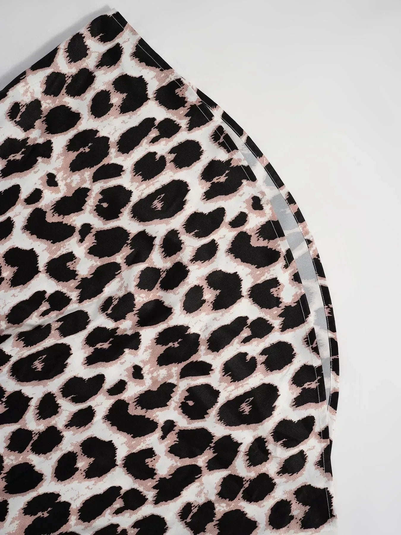 Leopard Print 3/4 Sleeve Blouse - DAVERRI FASHIONS