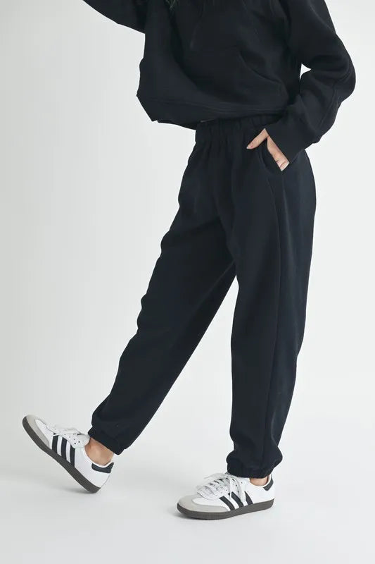 Aemi+Co Drawstring Elastic Waist Joggers