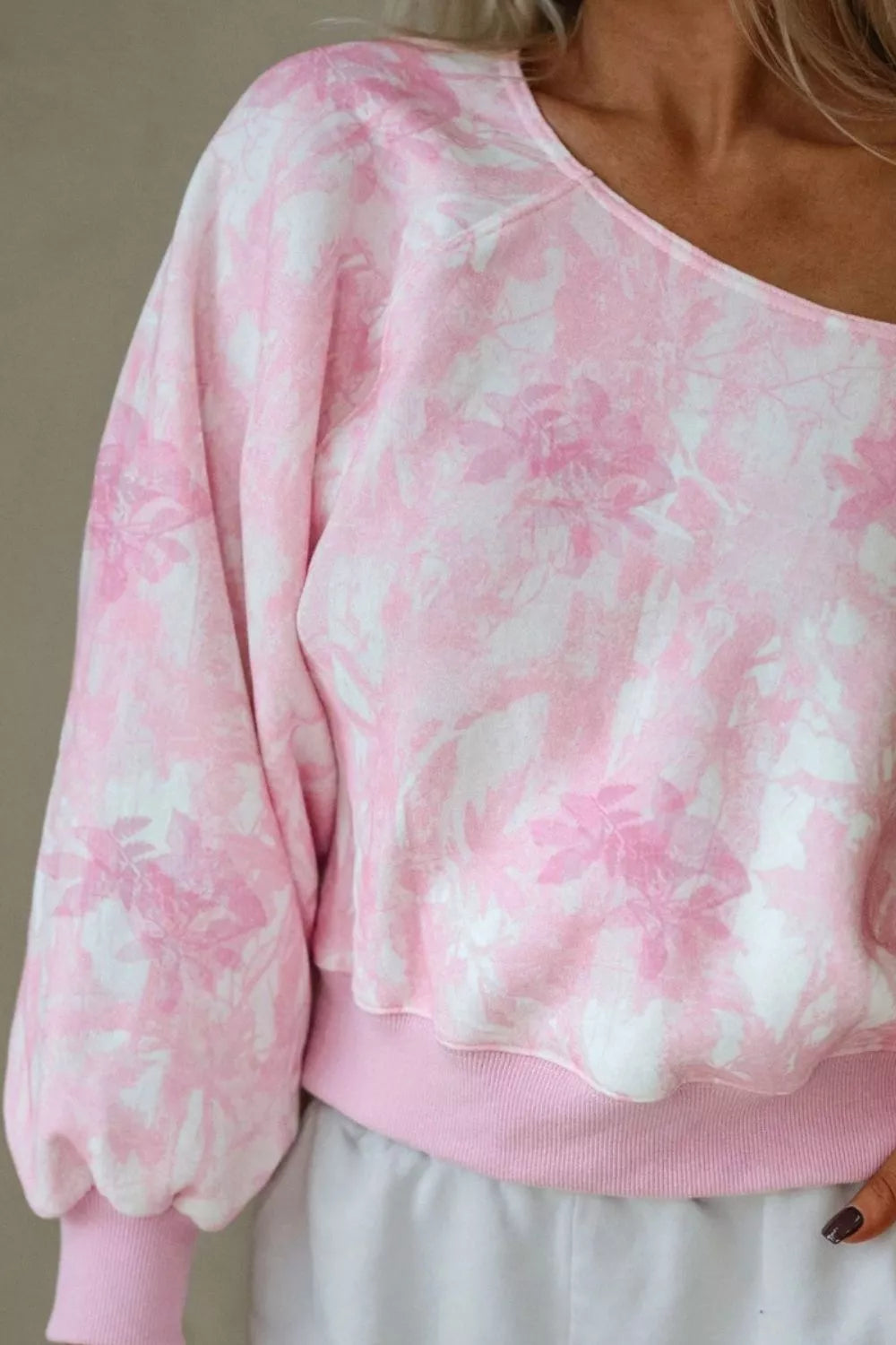 Blush pink floral print one-shoulder oversized sweatshirt with cropped fit