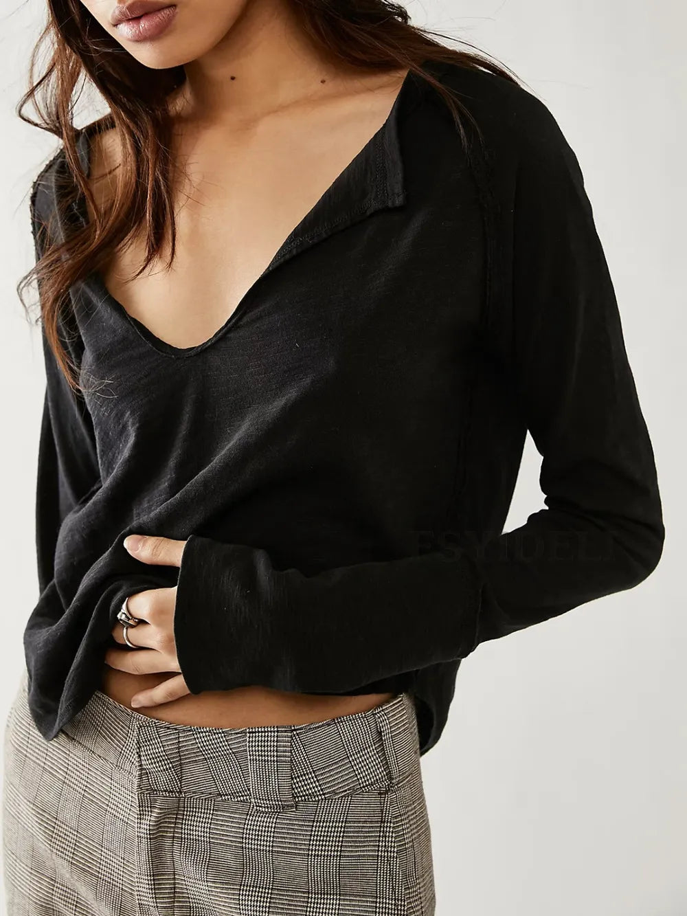Black Exposed Seam Notched Long Sleeve T-Shirt | T-Shirts Daverri Fashions